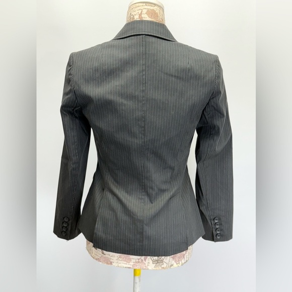 BANANA REPUBLIC Gray pinstriped crop blazer size S - Picture 5 of 11